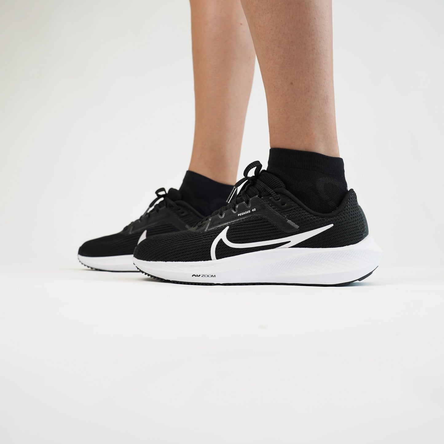 Quarter Cut Running Socks